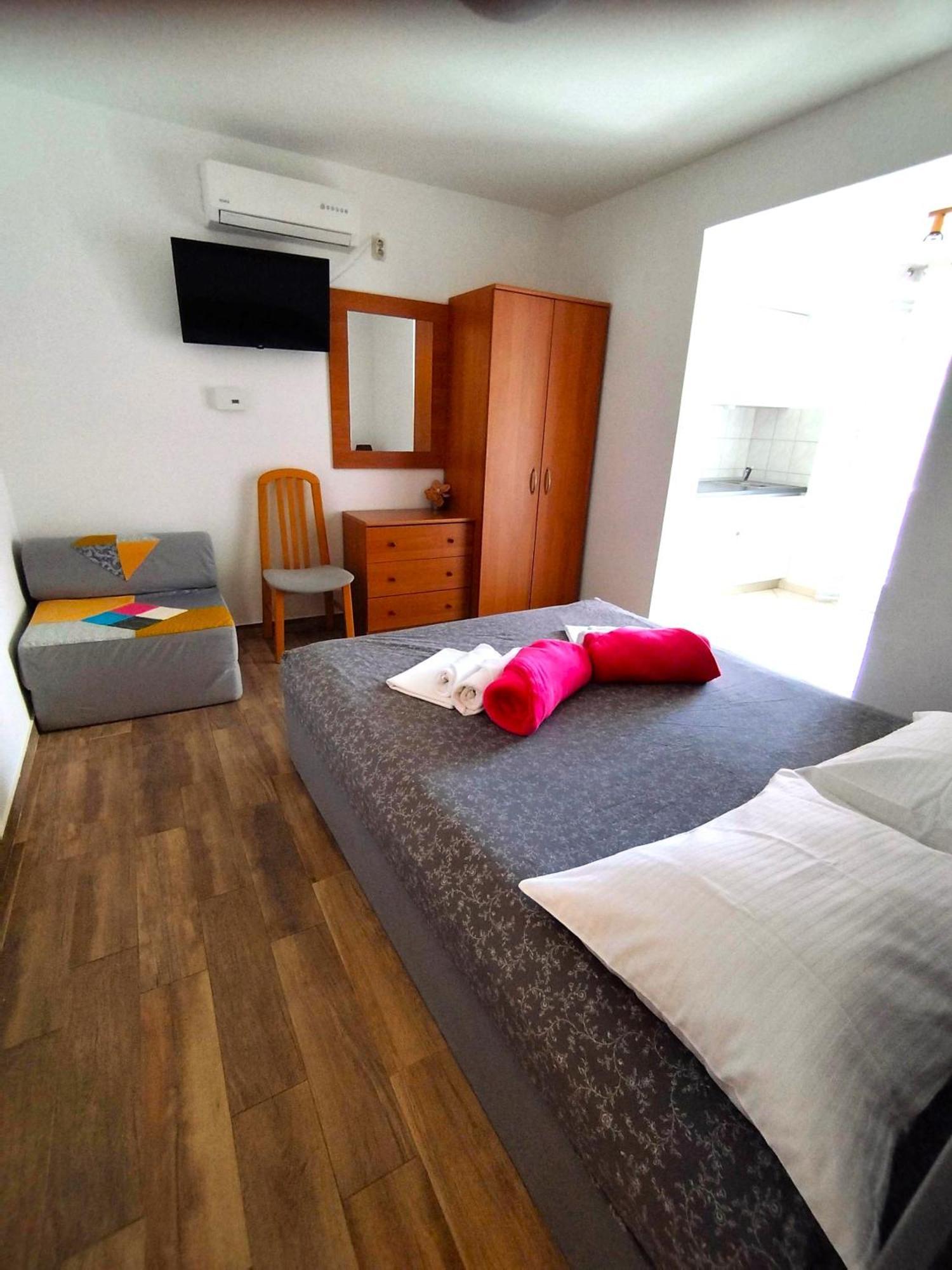 Anita Apartments Zivogosce Room photo